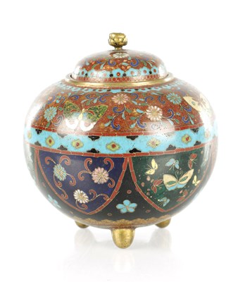 Lot 423 - A MEIJI PERIOD JAPANESE CLOISONNE JAR AND COVER