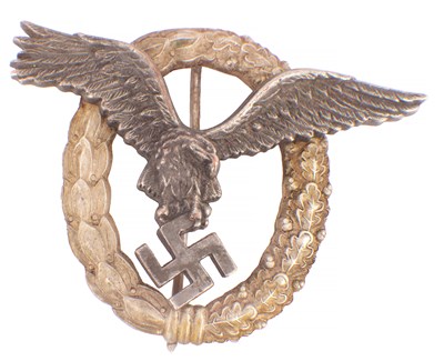 Lot 715 - A WW2 GERMAN LUFTWAFFE PILOT'S BADGE