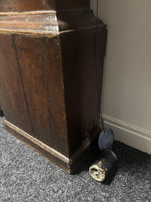 Lot 1455 - STONEHOUSE, WHITBY. AN EARLY 18TH CENTURY SCUMBLED PINE SINGLE HANDED 30HR LONGCASE CLOCK