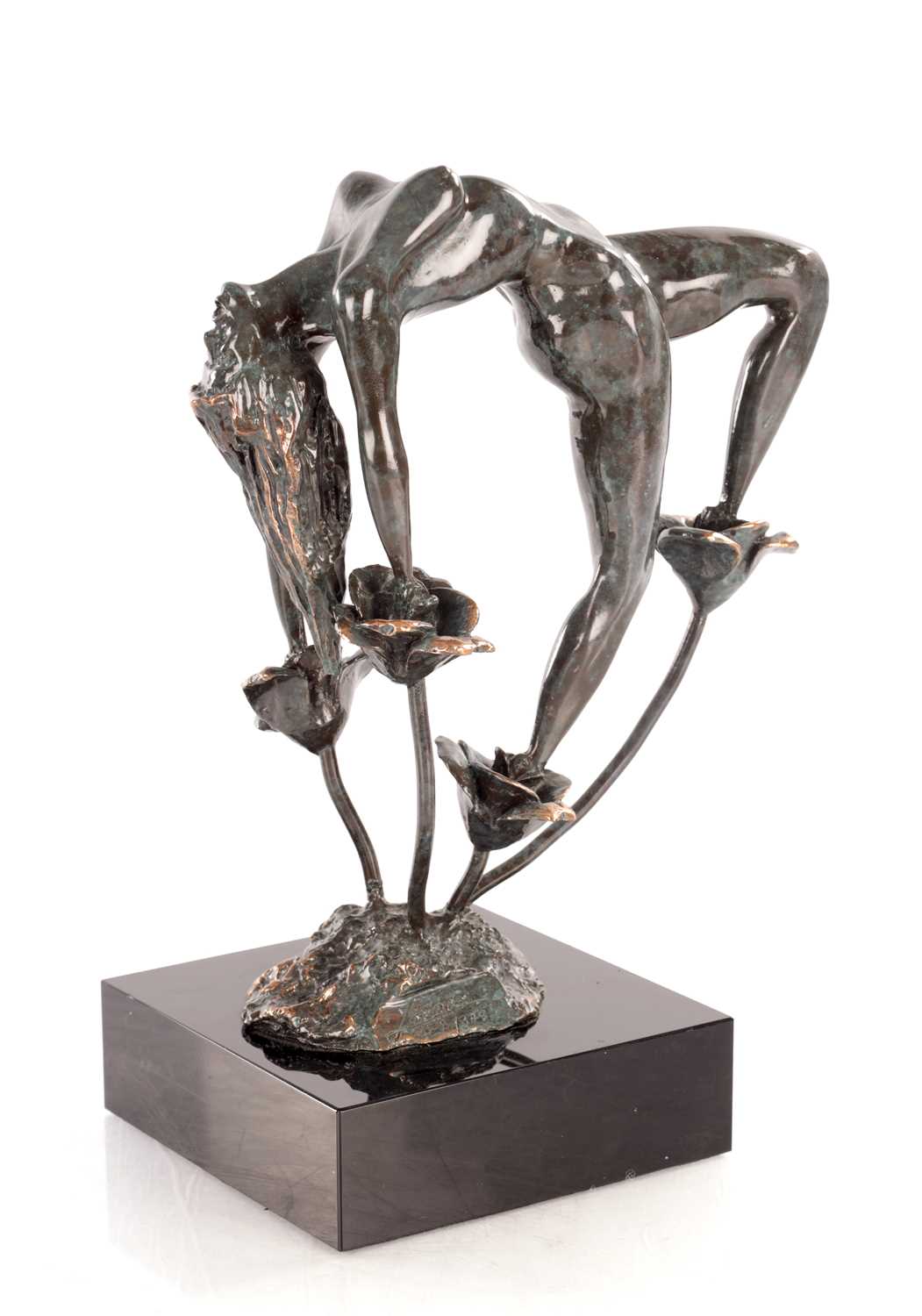 Lot 796 - A LORENZO QUINN 'ROSE' BONDED BRONZE SCULPTURE