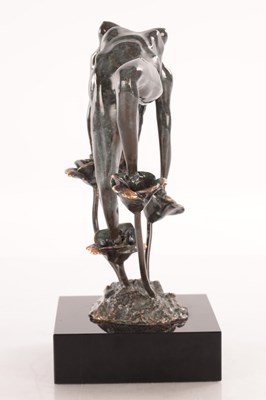 Lot 796 - A LORENZO QUINN 'ROSE' BONDED BRONZE SCULPTURE