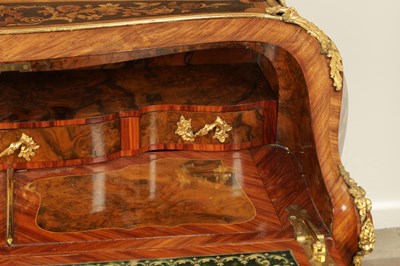 Lot 1632 - A FINE 19TH CENTURY ENGLISH MARQUETRY, KINGWOOD AND ORMOLU MOUNTED BUREAU ATTRIBUTED TO THE WORKSHOP OF EDWARD HOLMES BALDOCK