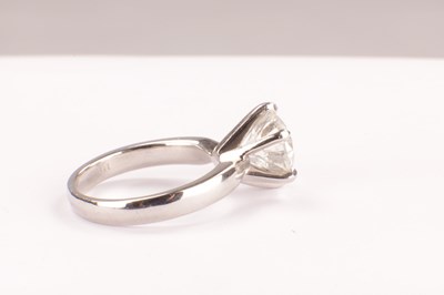 Lot 177 - A LADIES PLATINUM 3CT SOLITAIRE DIAMOND RING