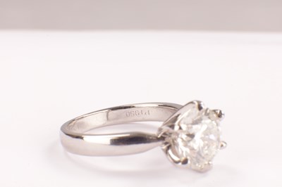 Lot 177 - A LADIES PLATINUM 3CT SOLITAIRE DIAMOND RING