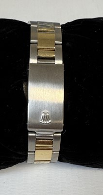 Lot 1297 - A GENTLEMAN’S STEEL AND GOLD ROLEX OYSTER PERPETUAL DATE WRIST WATCH