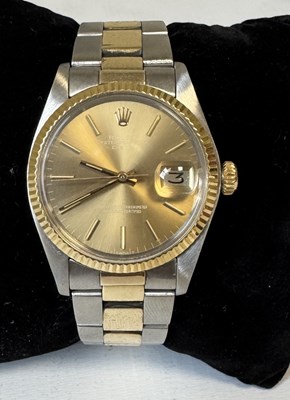 Lot 1297 - A GENTLEMAN’S STEEL AND GOLD ROLEX OYSTER PERPETUAL DATE WRIST WATCH