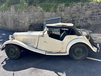 Lot 725 - A 1950 MG TD
