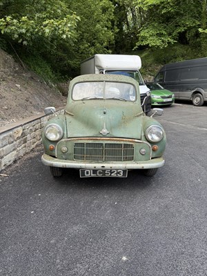Lot 719 - A 1950S SPLIT SCREEN MORRIS MINOR