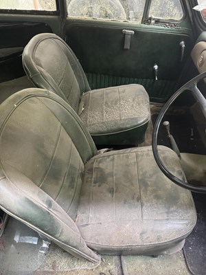 Lot 719 - A 1950S SPLIT SCREEN MORRIS MINOR