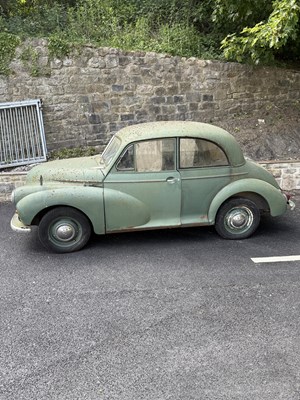 Lot 719 - A 1950S SPLIT SCREEN MORRIS MINOR