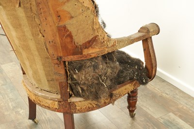 Lot 1586 - A GOOD REGENCY MAHOGANY SHAPED LIBRARY CHAIR