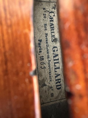 Lot 1050 - AN ANTIQUE VIOLIN LABELLED CHARLES GALLIARD