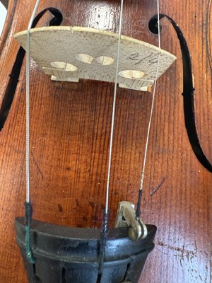 Lot 1050 - AN ANTIQUE VIOLIN LABELLED CHARLES GALLIARD