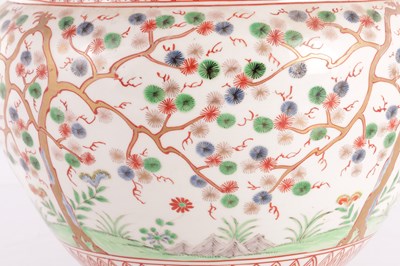 Lot 61 - AN EARLY 20TH CENTURY PORCELAIN JARDINIERE