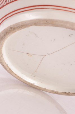 Lot 61 - AN EARLY 20TH CENTURY PORCELAIN JARDINIERE