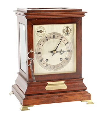 Lot 1506 - A LATE 19TH CENTURY GERMAN QUARTER CHIMING BRACKET CLOCK
