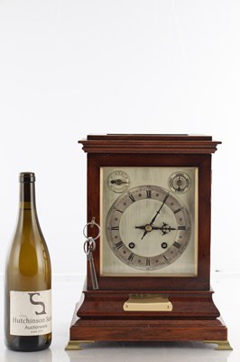 Lot 196 - A LATE 19TH CENTURY GERMAN QUARTER CHIMING BRACKET CLOCK