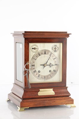 Lot 196 - A LATE 19TH CENTURY GERMAN QUARTER CHIMING BRACKET CLOCK