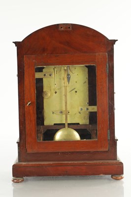 Lot 1333 - CALEB CHITTY, KENNINGTON. A WILLIAM IV FIGURED MAHOGANY BRACKET CLOCK AND BRACKET