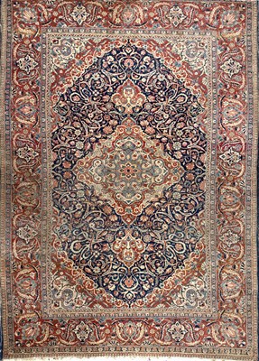 Lot 935 - AN ANTIQUE PERSIAN RUG