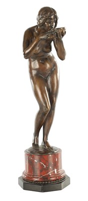 Lot 788 - VICTOR SEIFORT (GERMAN 1870 - 1953). AN ART NOUVEAU BRONZE FIGURAL SCULPTURE