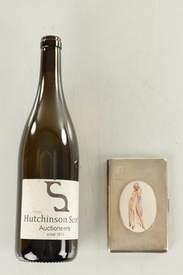 Lot 292 - A MID 20TH CENTURY SILVER AND ENAMEL CIGARETTE CASE