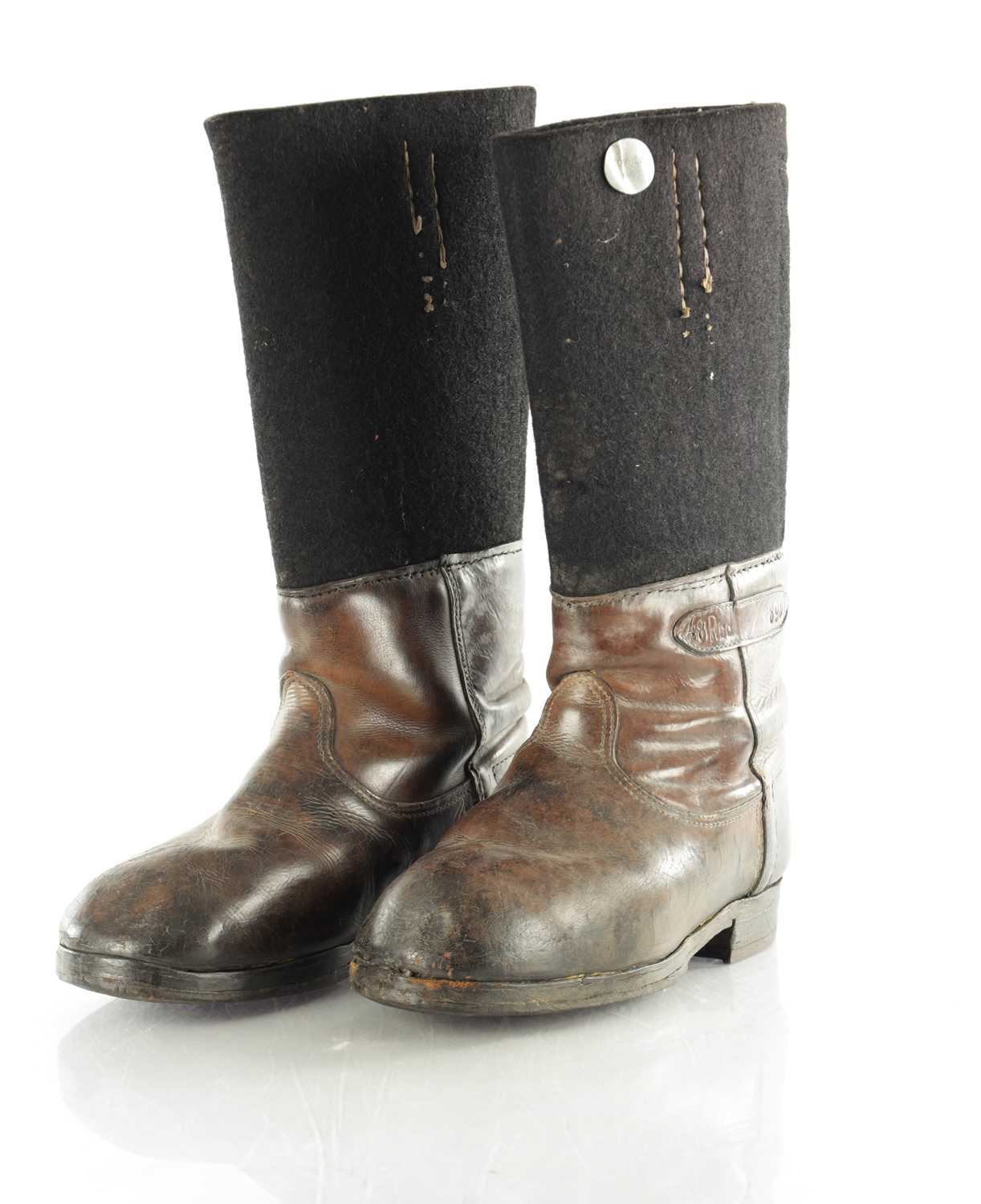 Lot 698 - A PAIR OF ORIGINAL WWII NAZI GERMAN WINTER