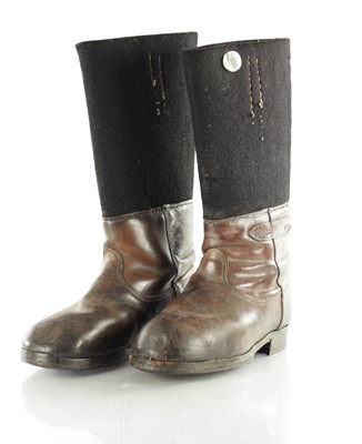 Lot 698 - A PAIR OF ORIGINAL WWII NAZI GERMAN WINTER ISSUE LEATHER AND FELT HOBNAIL BOOTS