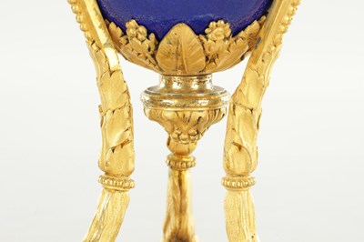 Lot 1513 - A FINE 19TH CENTURY FRENCH CERCLES TOURNANTS SEVRES AND ORMOLU MOUNTED EIGHT-DAY MANTEL CLOCK