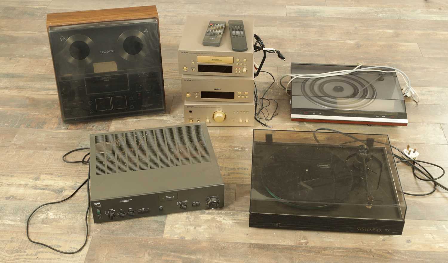 Lot 1036 - A COLLECTION OF HIFI EQUIPMENT