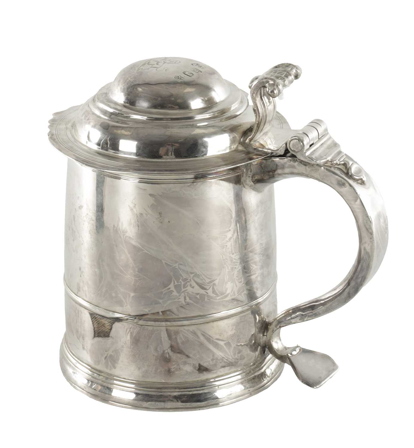 Lot 366 - A WILLIAM AND MARY SILVER LIDDED TANKARD