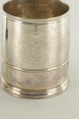 Lot 366 - A WILLIAM AND MARY SILVER LIDDED TANKARD