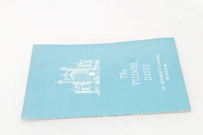 Lot 459 - AN ELIZABETH II CASED SILVER TUDOR ROSE DISH