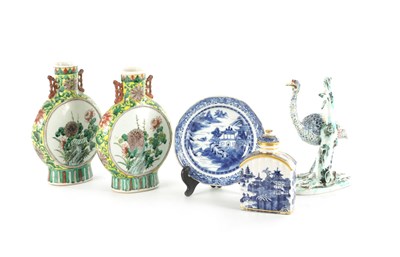 Lot COLLECTION OF CHINESE PORCELAIN