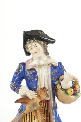 Lot 155 - A COLLECTION OF CONTINENTAL PORCELAIN