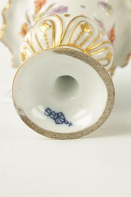 Lot 155 - A COLLECTION OF CONTINENTAL PORCELAIN