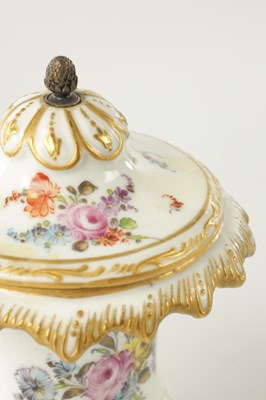 Lot 155 - A COLLECTION OF CONTINENTAL PORCELAIN