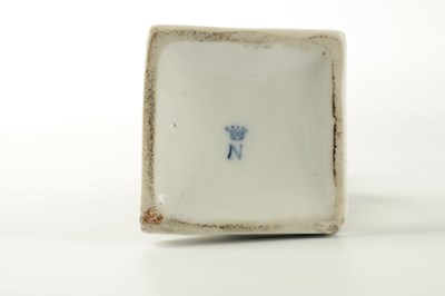 Lot 155 - A COLLECTION OF CONTINENTAL PORCELAIN