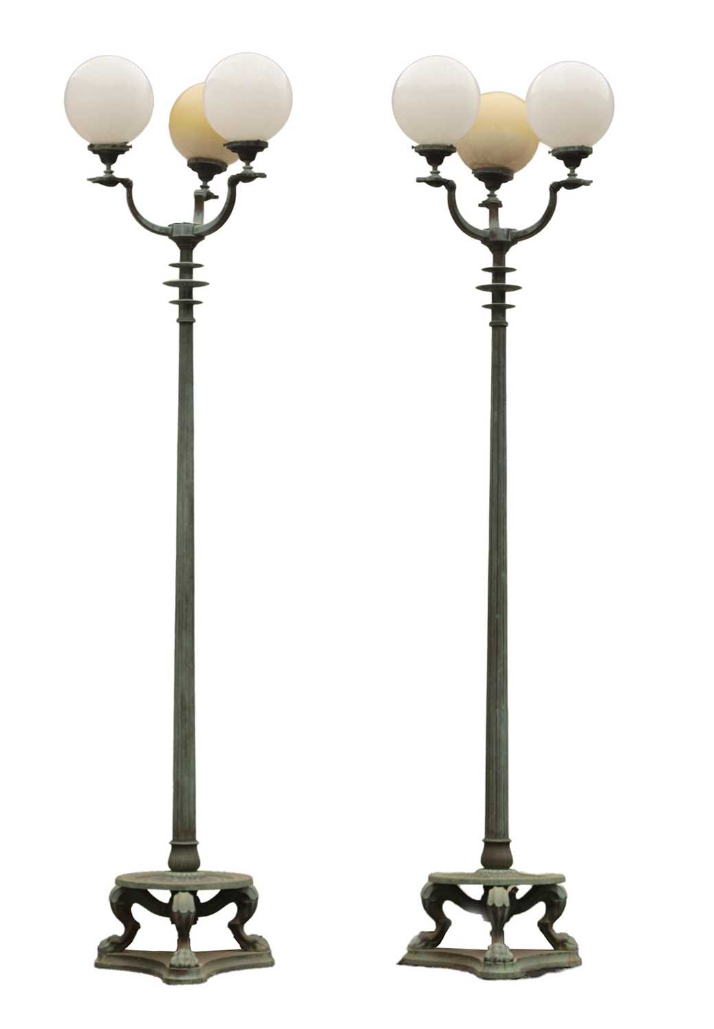 Lot 644 - A RARE PAIR OF EARLY 20TH CENTURY BRONZE COUNTRY HOUSE LAMP POSTS