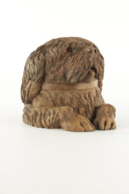Lot 752 - A LARGE 19TH CENTURY BLACK FOREST CARVED LINDEN WOOD MUSICAL DOGS HEAD TABACCO BOX