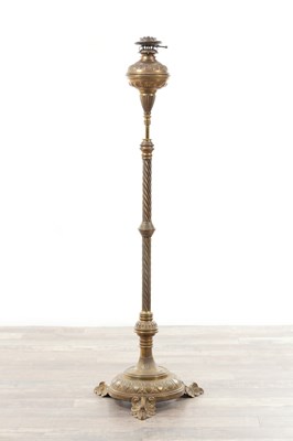 Lot 501 - A 19TH CENTURY GILT BRASS STANDARD OIL LAMP
