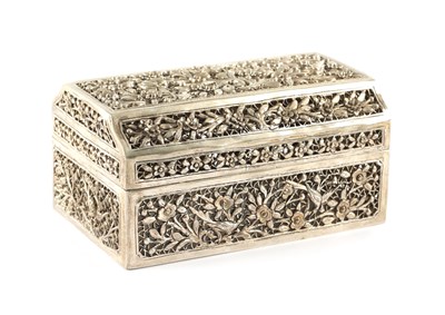 Lot A CHINESE ORNATE SILVER BOX