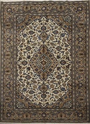 Lot A HAND KNOTTED KASHAN CARPET