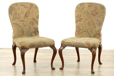 Lot A PAIR OF QUEEN ANNE STYLE WALNUT SIDE CHAIRS WITH TAPESTRY UPHOLSTERY