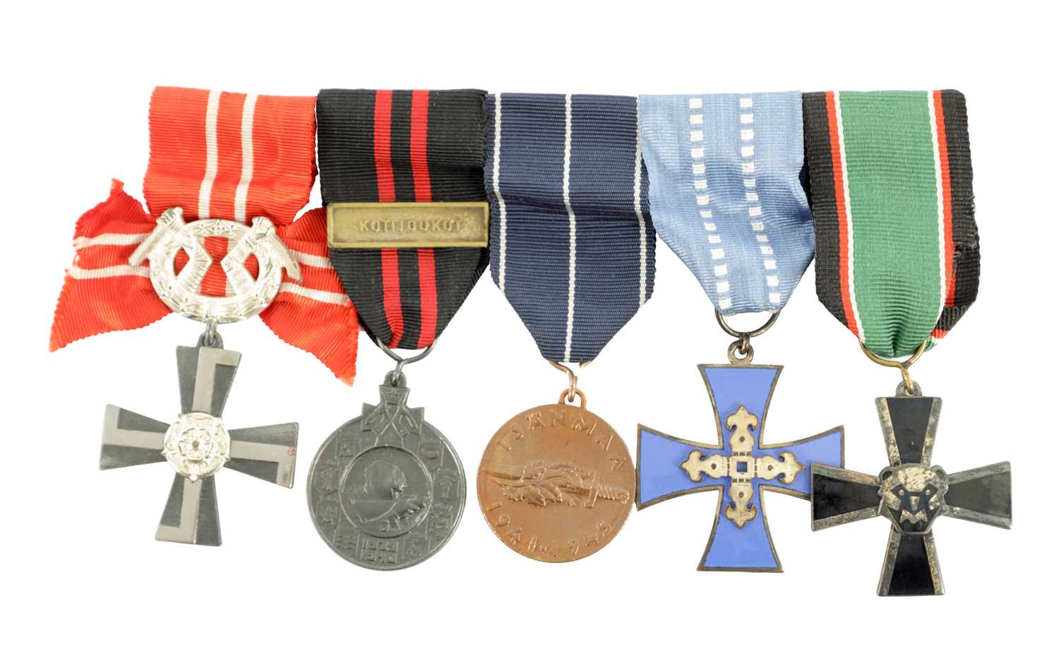 Lot 475 - A BAR OF 20TH CENTURY FINNISH MILITARY DECORATIONS AND AWARDS