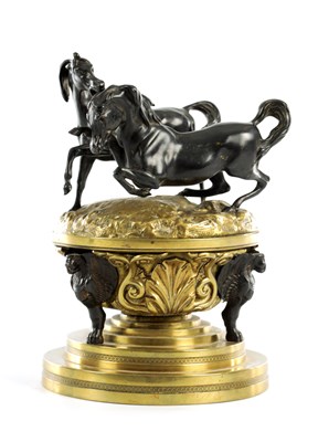 Lot 625 - A LATE 19TH CENTURY FRENCH REGENCY STYLE GILT AND PATINATED BRONZE INKWELL