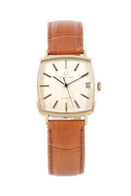 Lot 378 - A GENTLEMAN'S UNIVERSAL GENEVE AUTOMATIC GOLD PLATED WRIST WATCH