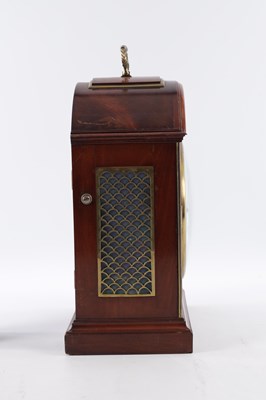 Lot 934 - SAMPSON, LONDON. A REGENCY FIGURED MAHOGANY PAD TOP BRACKET CLOCK