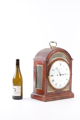 Lot 934 - SAMPSON, LONDON. A REGENCY FIGURED MAHOGANY PAD TOP BRACKET CLOCK