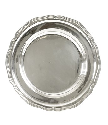 Lot A GEORGE III HEAVY GUAGE SILVER PLATED OLD SHEFFIELD SERVING DISH